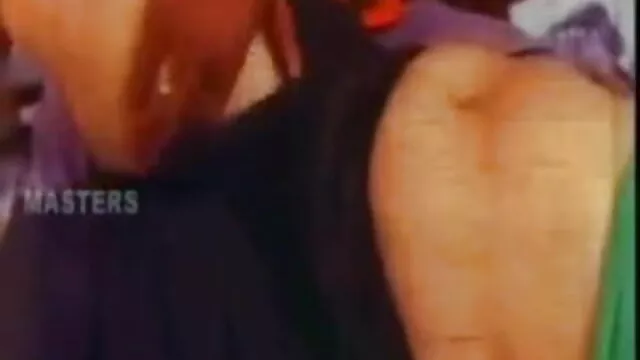 मेरी बीवी को वीडियो में मूवी सेक्सी चोदो
