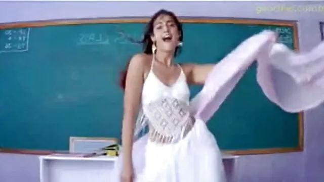 रूसी सेक्सी वीडियो मूवी हिंदी में किशोर को पकडा