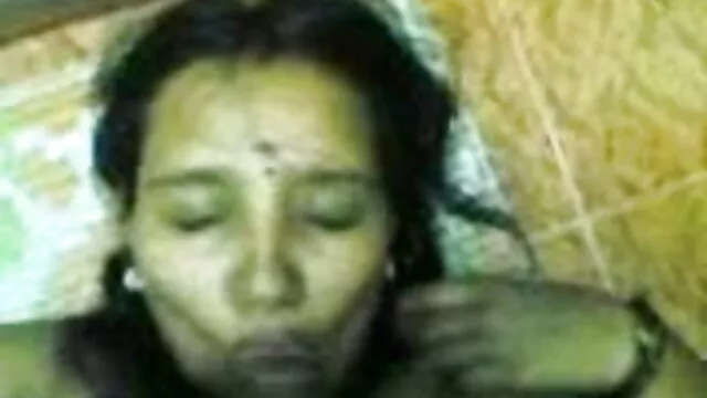 90 के सेक्सी मूवी पिक्चर हिंदी में दशक की एक चुदाई। श्यामला, बड़े स्तन, चेहरे