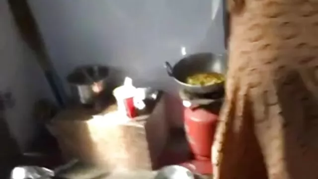 सेक्सी बस्टी मिल्फ सेक्सी मूवी फिल्म हिंदी में हाउसवाइफ फेशियल