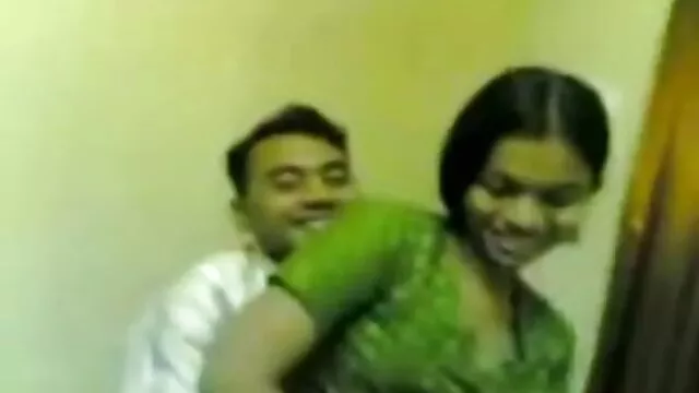 एम्मा बट साउथ में मूवी सेक्सी गुदा मैथुन