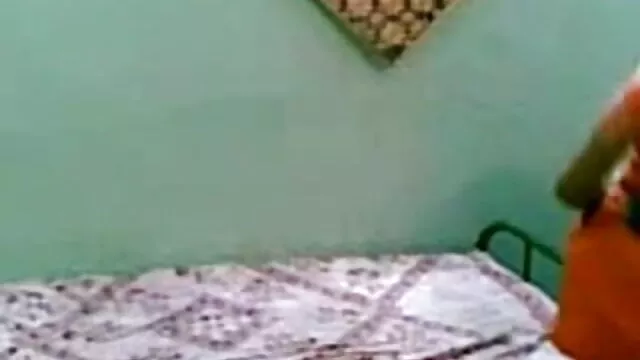 स्टैक्सी लाल बहुत मूवी फिल्म सेक्सी वीडियो में सेक्सी