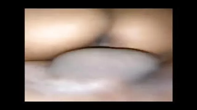 शौकिया हिंदी सेक्सी मूवी वीडियो में थरथानेवाला के साथ