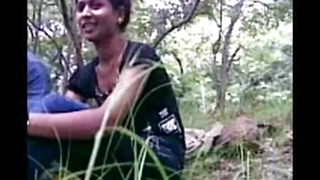 उसने अपनी चूत सेक्सी मूवी फिल्म हिंदी में को फूहड़ की तरह छोड़ दिया