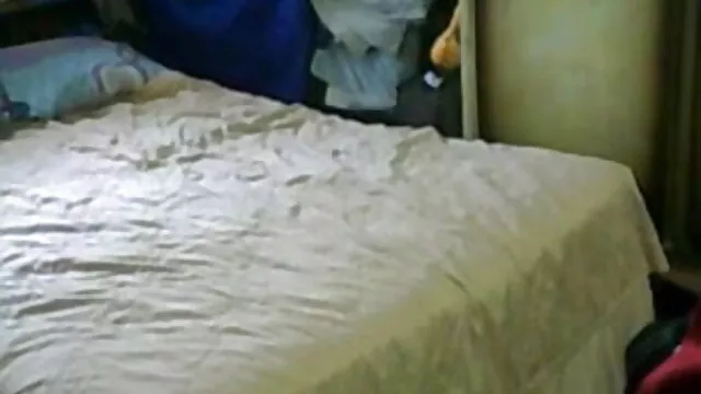 उसे एक से अधिक चुदाई करनी है साउथ में मूवी सेक्सी