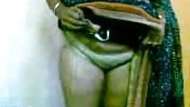 हॉर्नी जर्मन हिंदी में सेक्सी मूवी वीडियो में नानी और दो लड़के