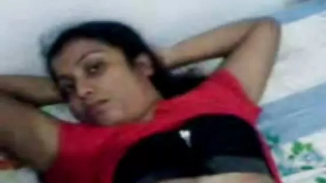 शरारती और ग्लैमरस बेब Yuna Hirose मुर्गा सेक्सी मूवी हिंदी में कूबड़