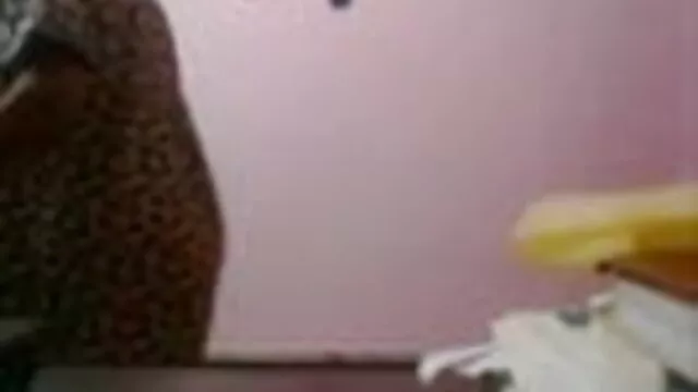 चश्मे में भारतीय सेक्सी फिल्म मूवी में शौकिया के लिए गुदा