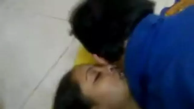 बड़े स्तन सेक्सी फुल मूवी वीडियो में के साथ अच्छा किशोर और स्तन पर सह