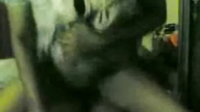 आइस ला फॉक्स अपने विनम्र पुरुष नर्स को अपमानित करता सेक्स मूवी भोजपुरी में है