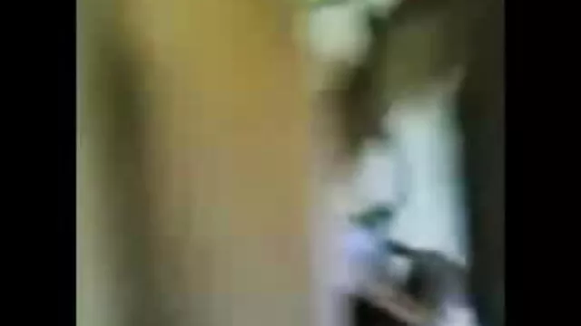 रोमी वर्षा मुश्किल से गड़बड़ हो जाता है सेक्सी हिंदी मूवी वीडियो में