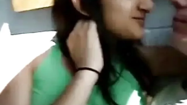 हॉट बेब असली घर हिंदी में सेक्सी पिक्चर मूवी का बना पर गड़बड़ हो जाता है