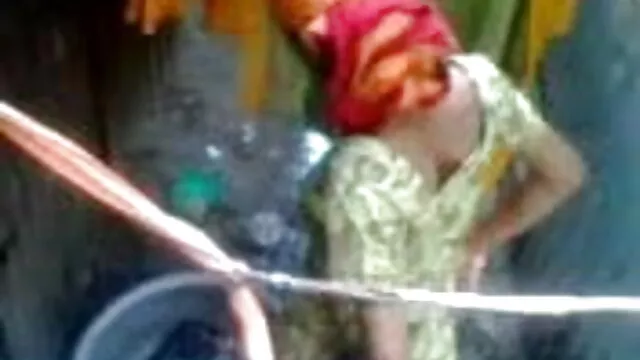 जूली बीएफ मूवी सेक्सी में सेक्सी फ्रेंच किशोर