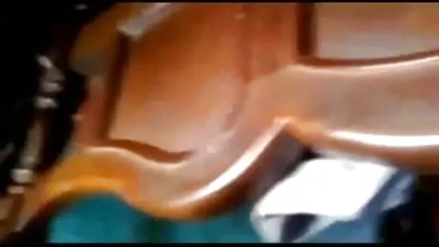 लुसी सेक्सी वीडियो में मूवी ली त्रिगुट