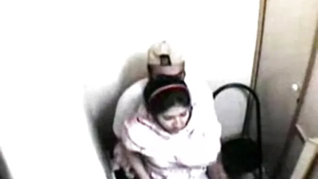 सींग का बना हॉट सेक्सी मूवी वीडियो में हुआ milf