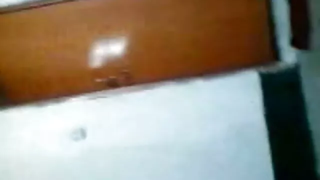 जर्मन गोरा किशोरों - साउथ में मूवी सेक्सी अपने शुक्राणु चूसना!
