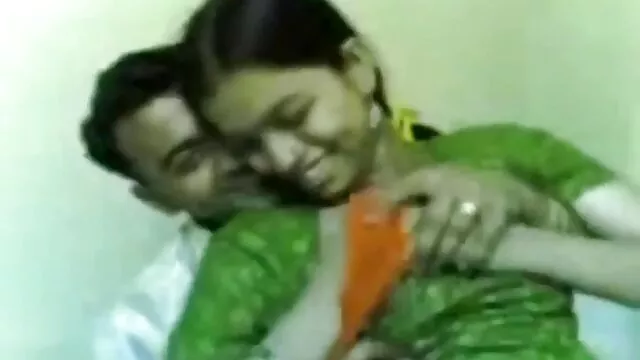 क्रीम के लिए फुल मूवी वीडियो में सेक्सी एमआईएलए भीख माँगती है